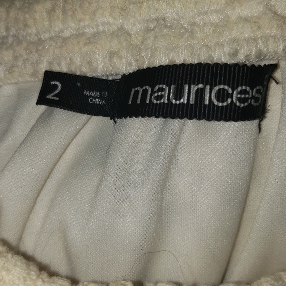 Beautiful lace maxi dress - Picture 2 of 2